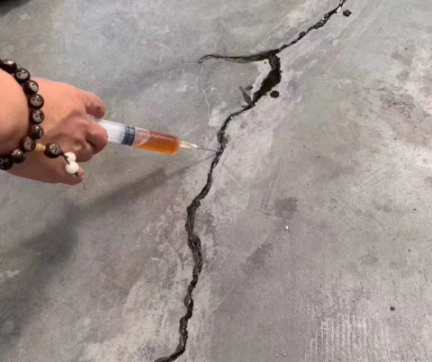 石门混凝土裂缝修补技术详解​